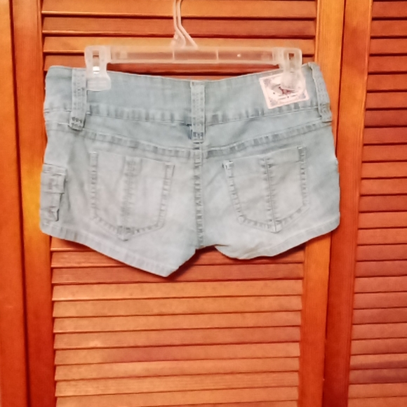 Shorts - Picture 2 of 2